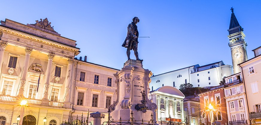 Tartini plein in Piran