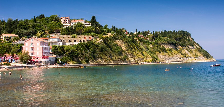 Fiesa Slovenië strand in Piran