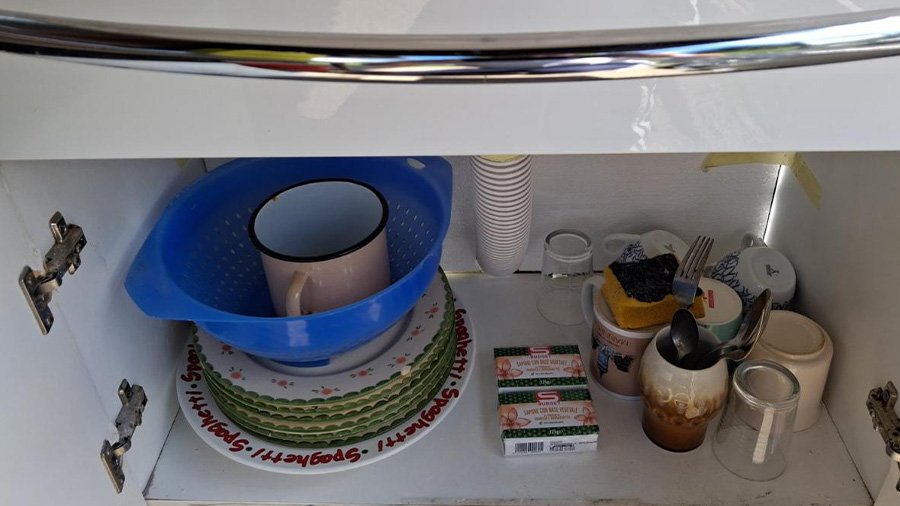 Keuken materiaal van Camping Riverside Ljubljana bij de hoofdstad van Slovenië