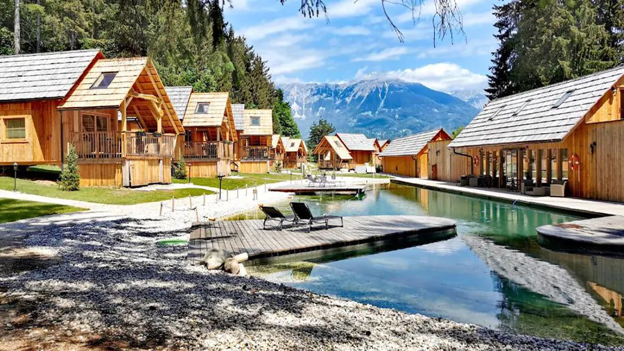 uitzicht op Ribno Luxury Glamping bij het meer van Bled in Slovenië